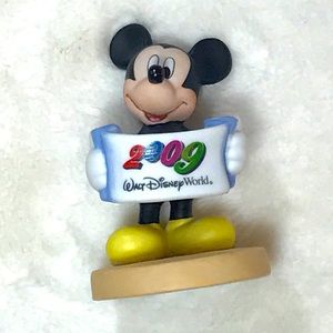 2009 Walt Disney World Mickey Mouse Figurine